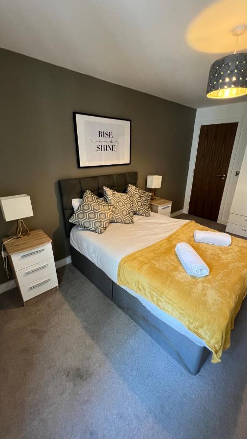 Stunning Manchester City Centre Apartment! Ideal For Small Groups Екстериор снимка