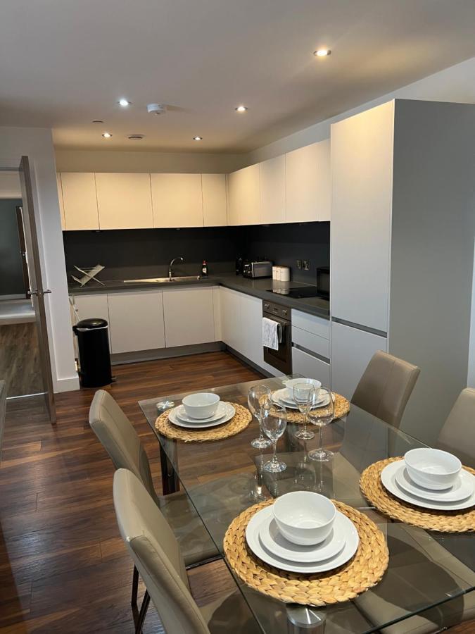 Stunning Manchester City Centre Apartment! Ideal For Small Groups Екстериор снимка